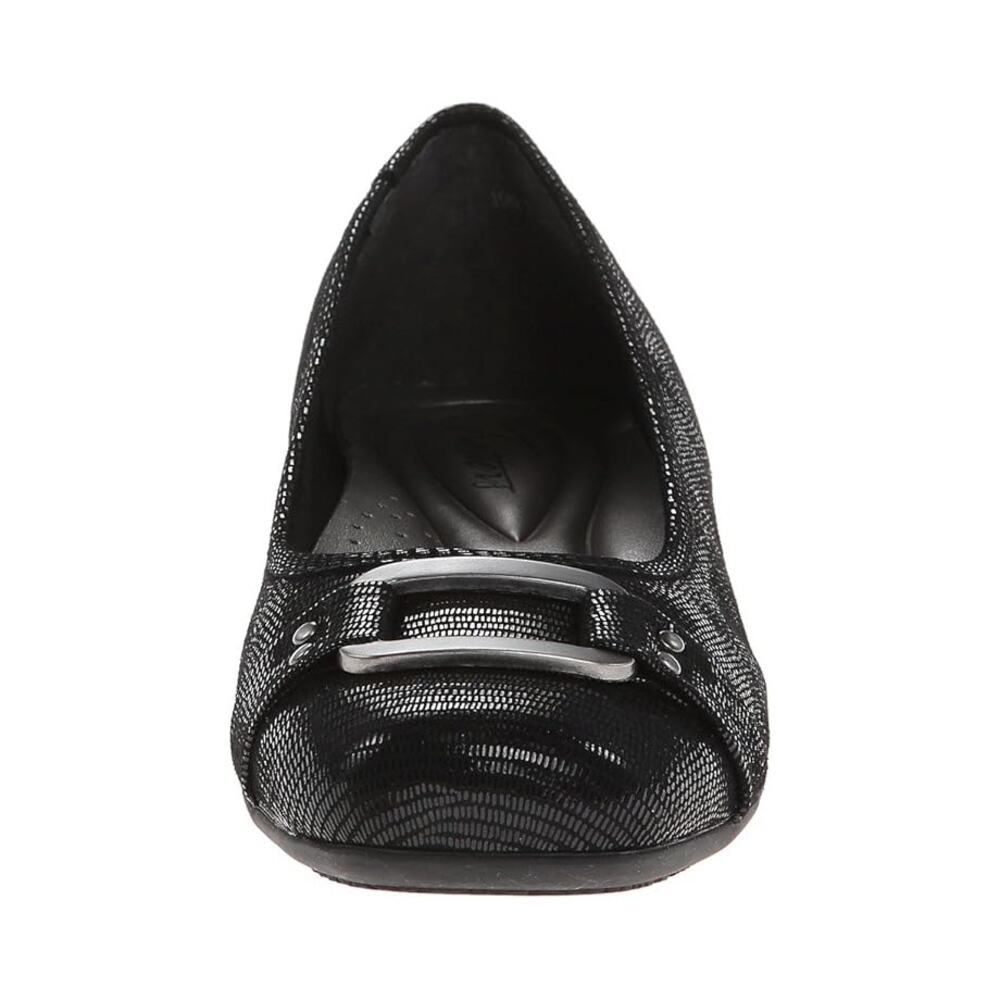 Trotters Womens Sizzle Flats US 7 Narrow EU 37.5 Black Leather Slip On NWOB - Picture 3 of 13